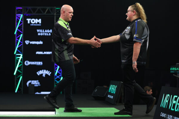 Littler Launches Grand Slam Title Defence as Smith Returns Victorious in Emotional Opening Day