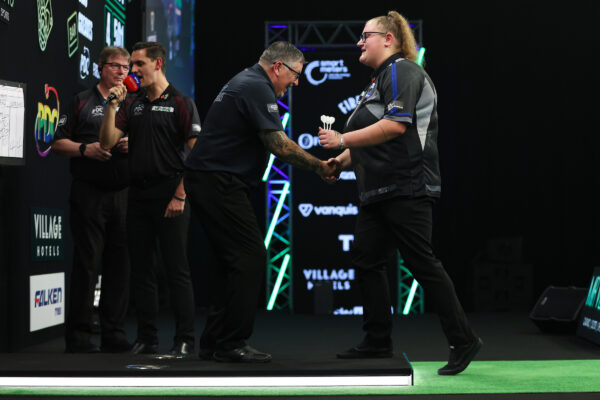 Humphries Hits Perfect Nine-Darter as Littler and Five Others Seal Last-16 Spots in Wolverhampton