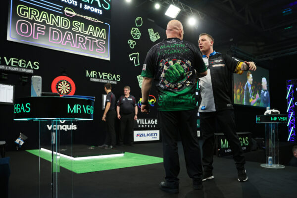 Humphries, Price and Smith Lead the Charge Into Grand Slam Knockouts