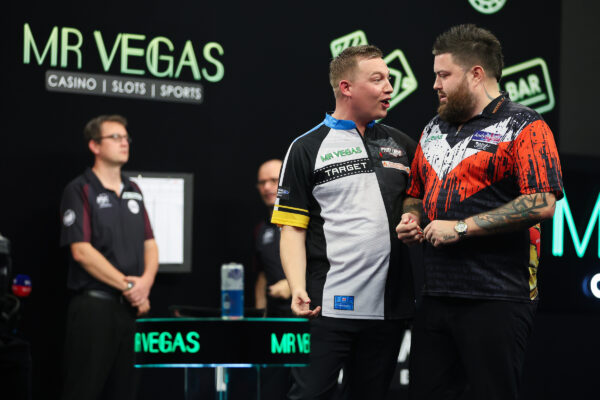 Humphries Produces Dazzling Display as Smith, Price and Evans Join Him in Grand Slam Quarter-Finals