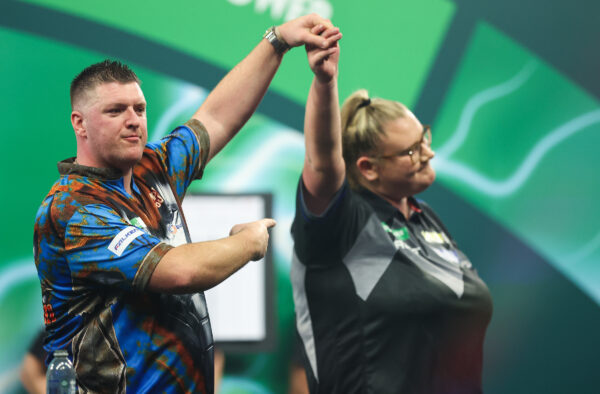 Aspinall and Rock Dig Deep as First Round Concludes at World Darts Championship