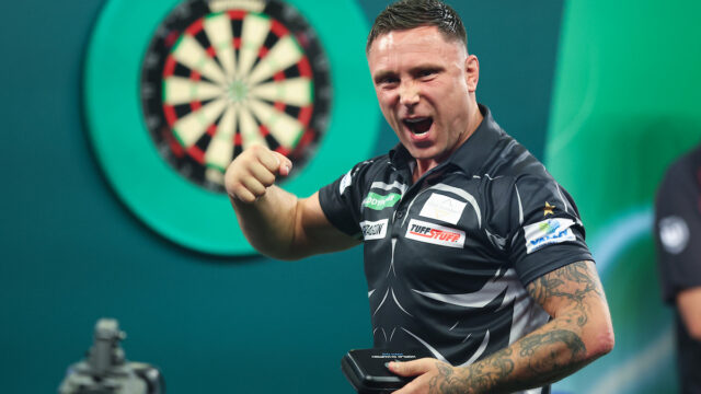 Price, Noppert and Dobey all begin World Darts Championship with wins