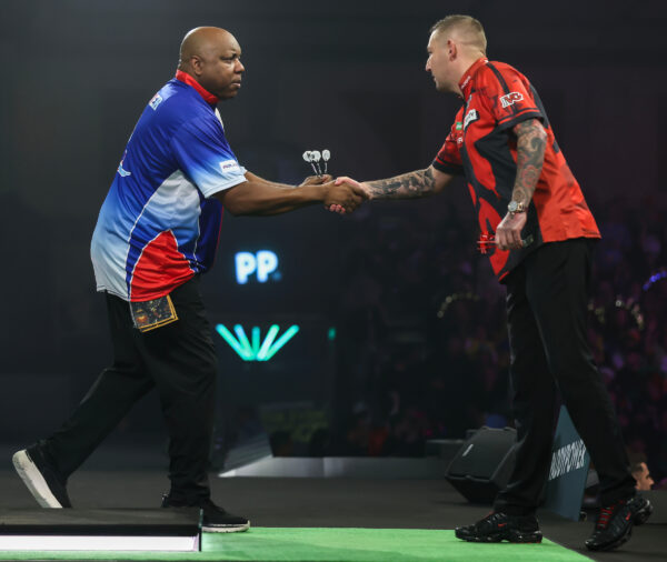 Humphries Cruises Past Lim as Van Veen Stars on Day 12 at World Darts Championship