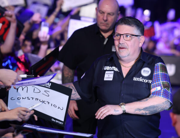 Gary Anderson hits out at the rise of 