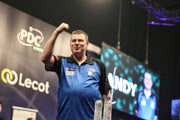 Kim Huybrechts and Andy Baetens  home hope rekindled on day one of the Belgian Darts Open