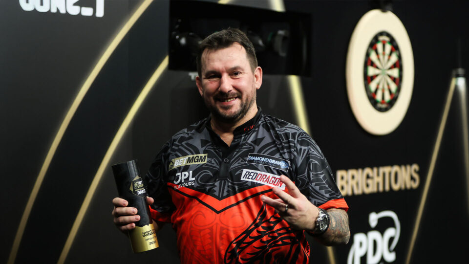 Jonny Clayton tops the Premier League table once again after storming to Brighton title “It’s time for Luke Littler to start chasing me again!”