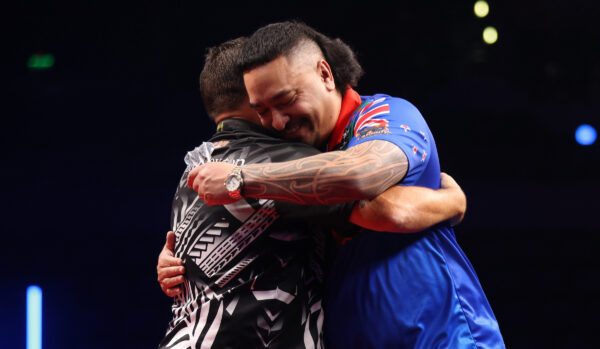 Raymond Smith and Adam Leek fly the flag at the New Zealand Darts Masters with upsets on day one 