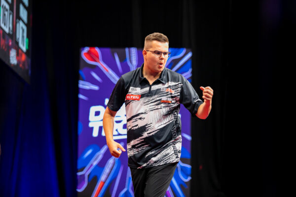 Dirk Van Duijvenbode ends Humphries hoodoo as Anderson shines in Budapest